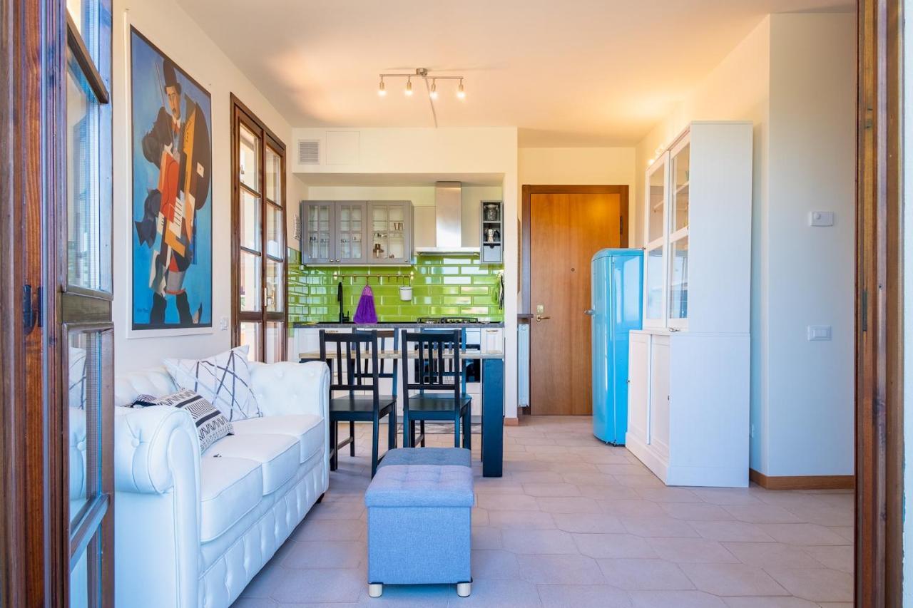 La Casa Sul Porto - Italian Homing Apartamento Sirmione Exterior foto