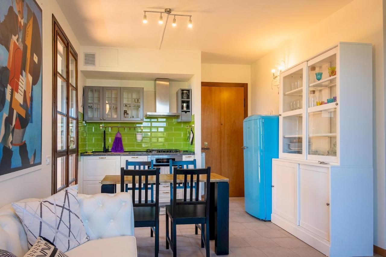 La Casa Sul Porto - Italian Homing Apartamento Sirmione Exterior foto