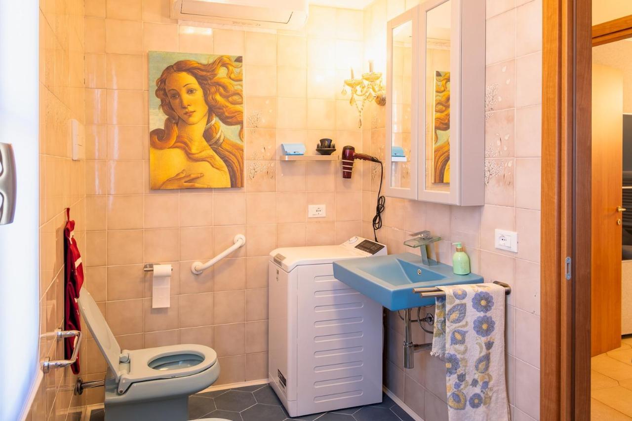 La Casa Sul Porto - Italian Homing Apartamento Sirmione Exterior foto