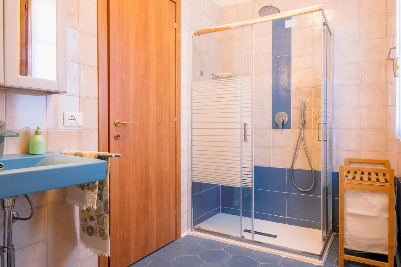 La Casa Sul Porto - Italian Homing Apartamento Sirmione Exterior foto