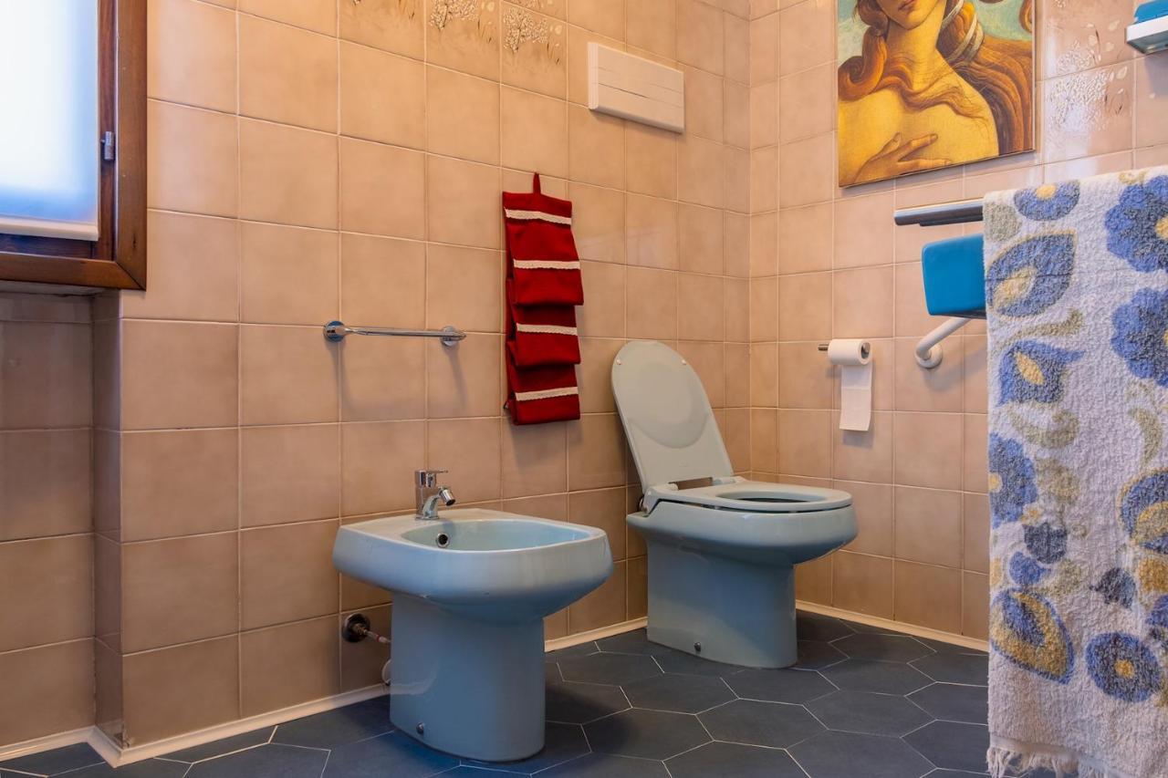 La Casa Sul Porto - Italian Homing Apartamento Sirmione Exterior foto