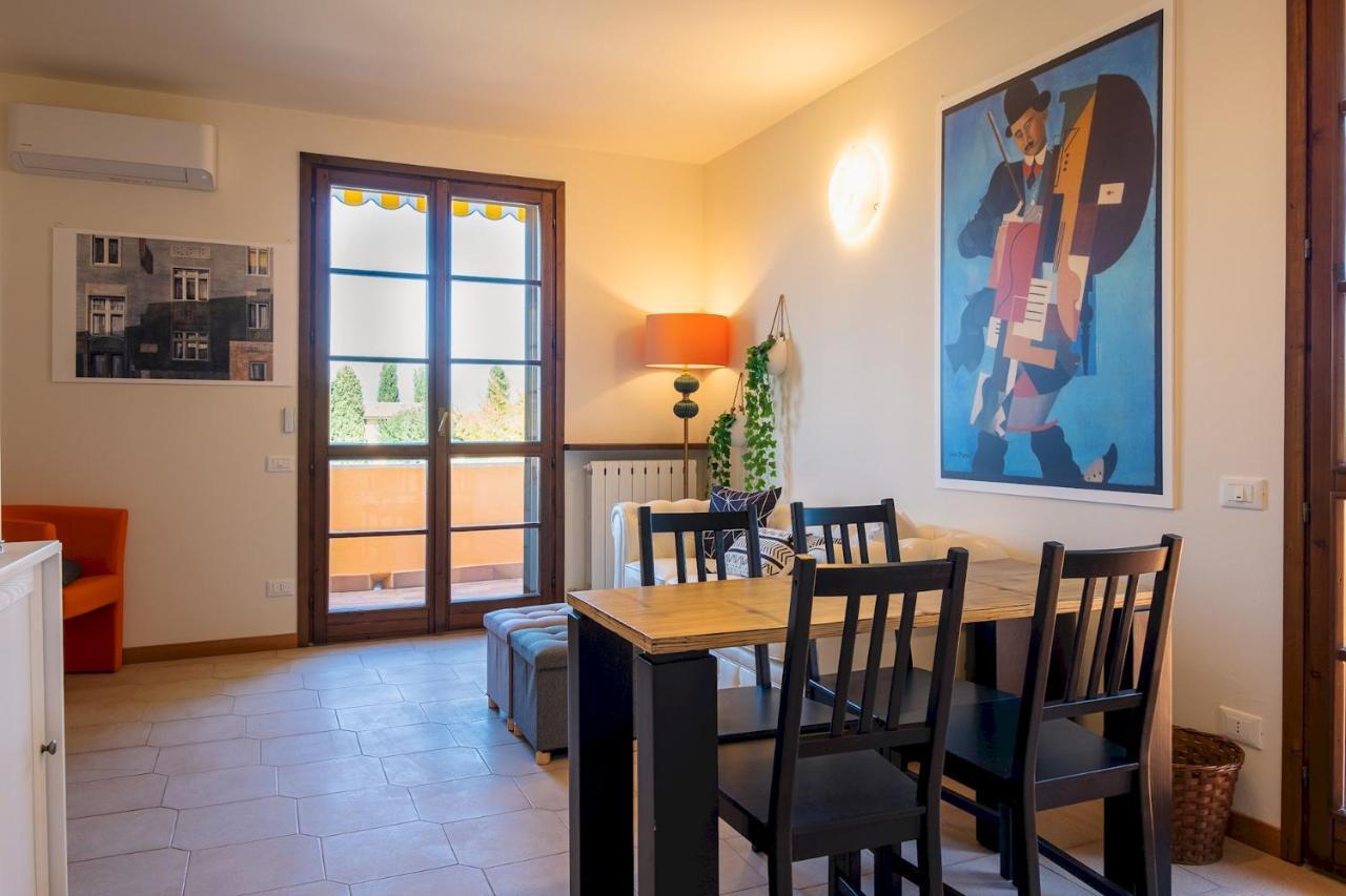La Casa Sul Porto - Italian Homing Apartamento Sirmione Exterior foto